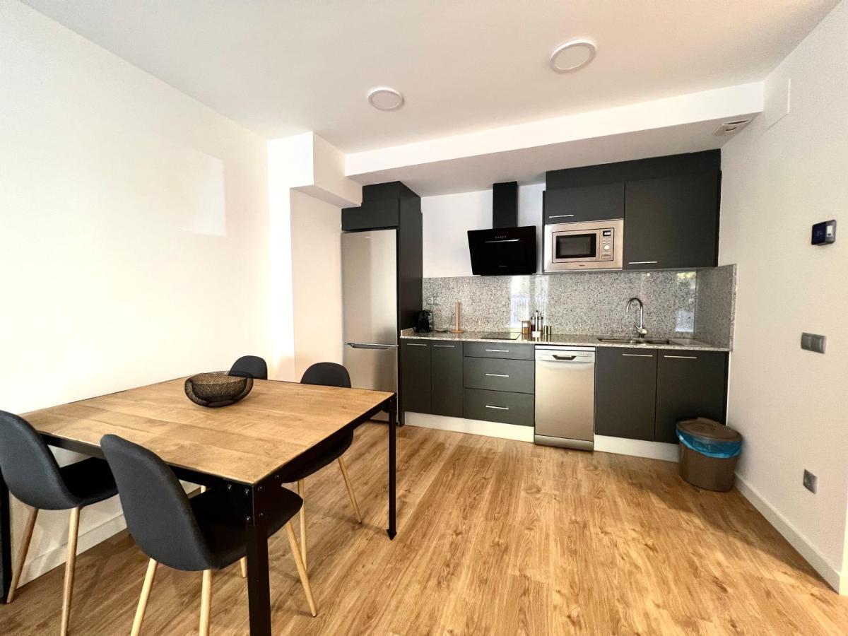 Espot Cowork & Apartments - L'Amfitriona Экстерьер фото