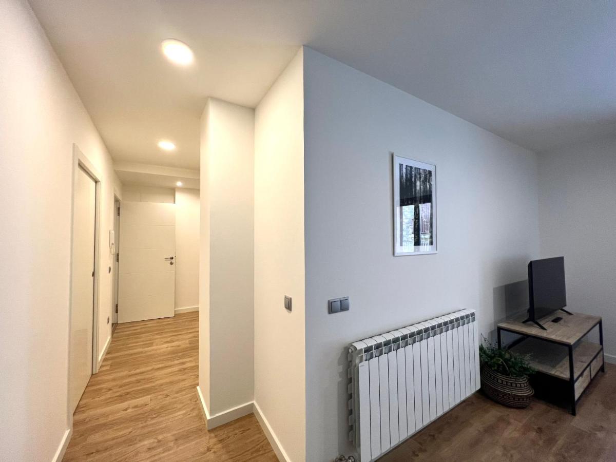 Espot Cowork & Apartments - L'Amfitriona Экстерьер фото