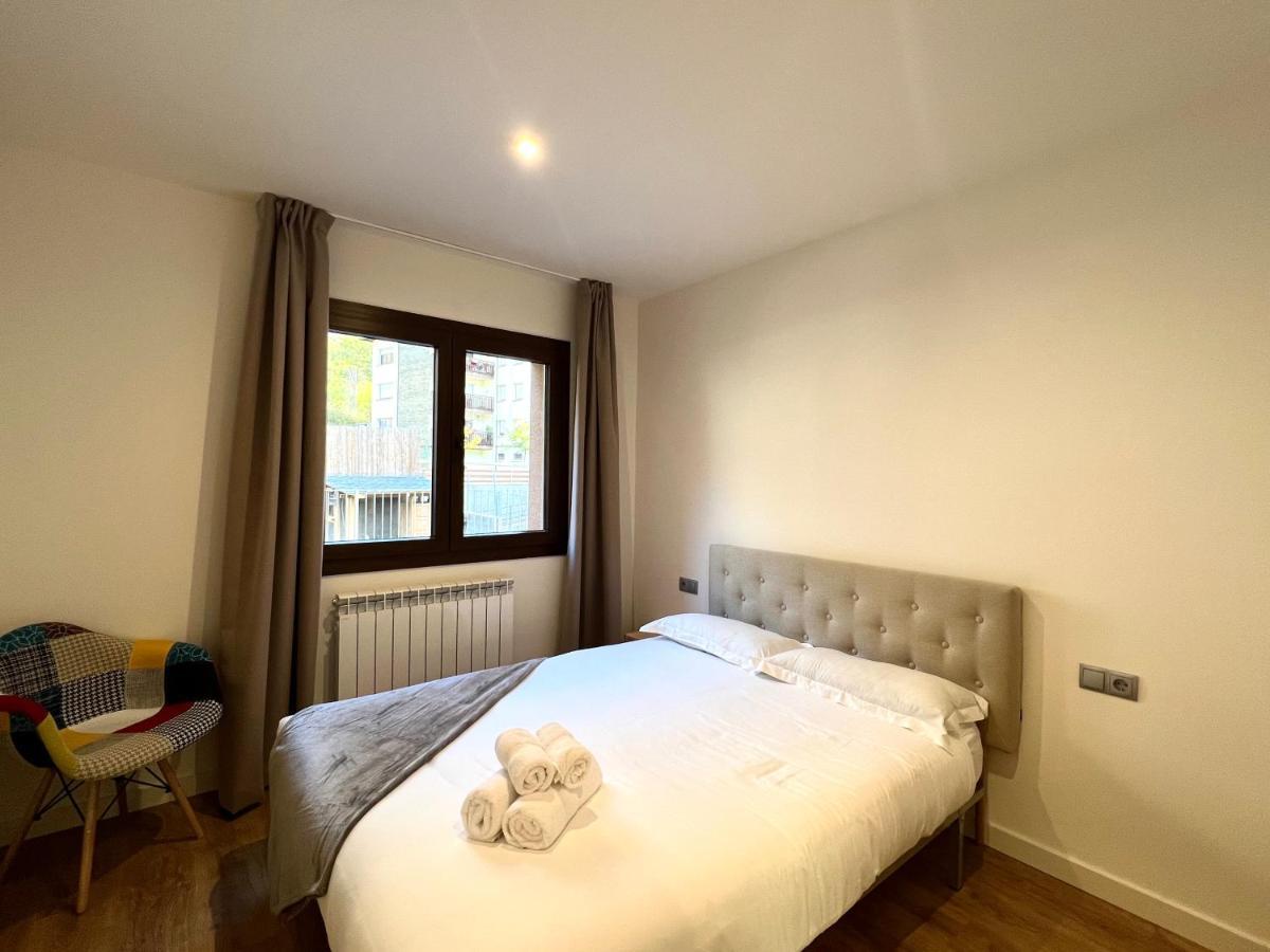 Espot Cowork & Apartments - L'Amfitriona Экстерьер фото