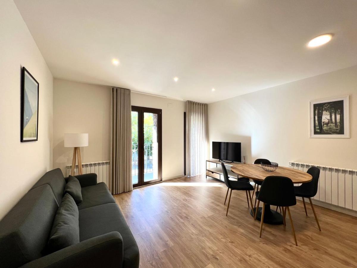 Espot Cowork & Apartments - L'Amfitriona Экстерьер фото