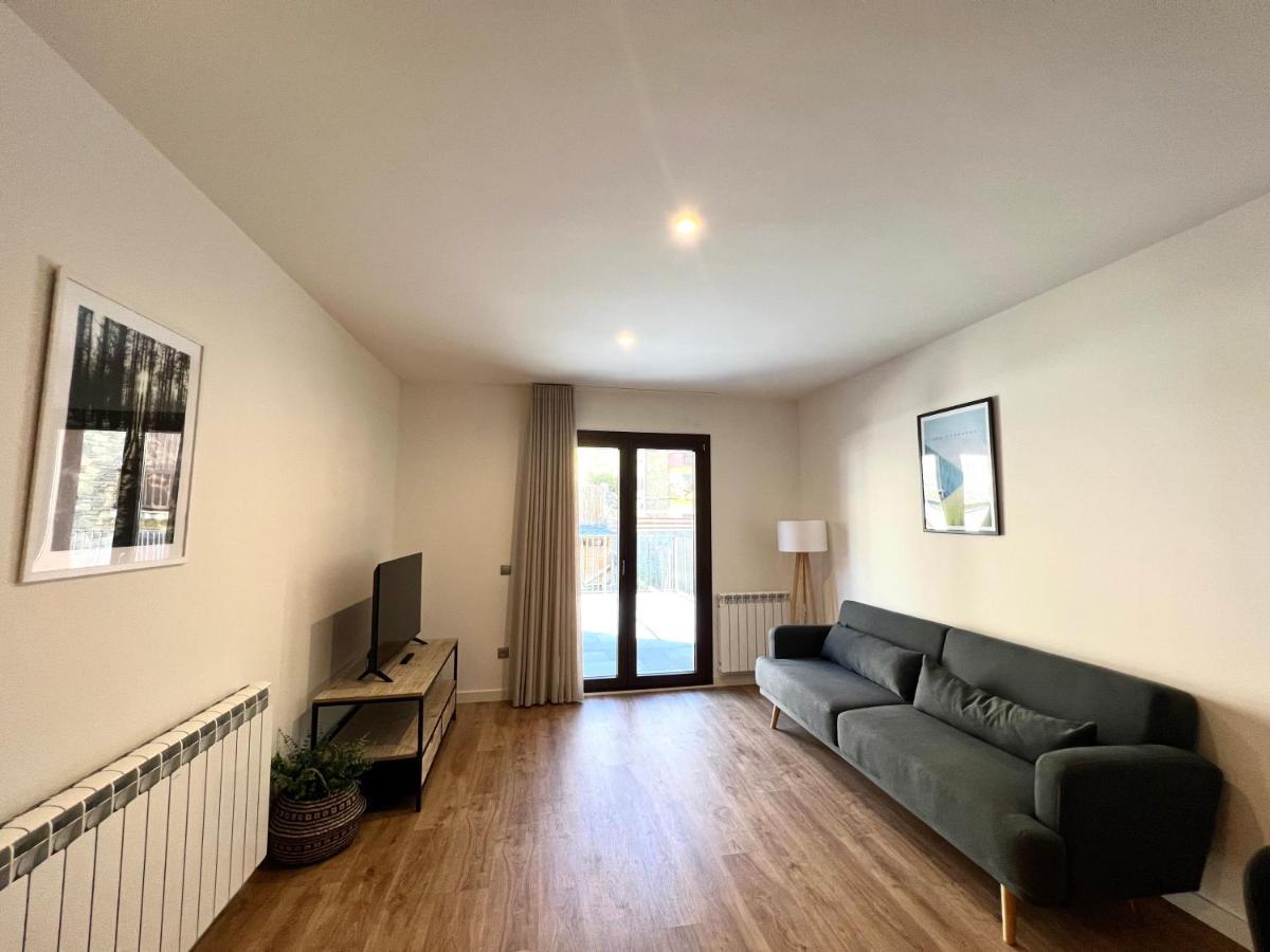 Espot Cowork & Apartments - L'Amfitriona Экстерьер фото