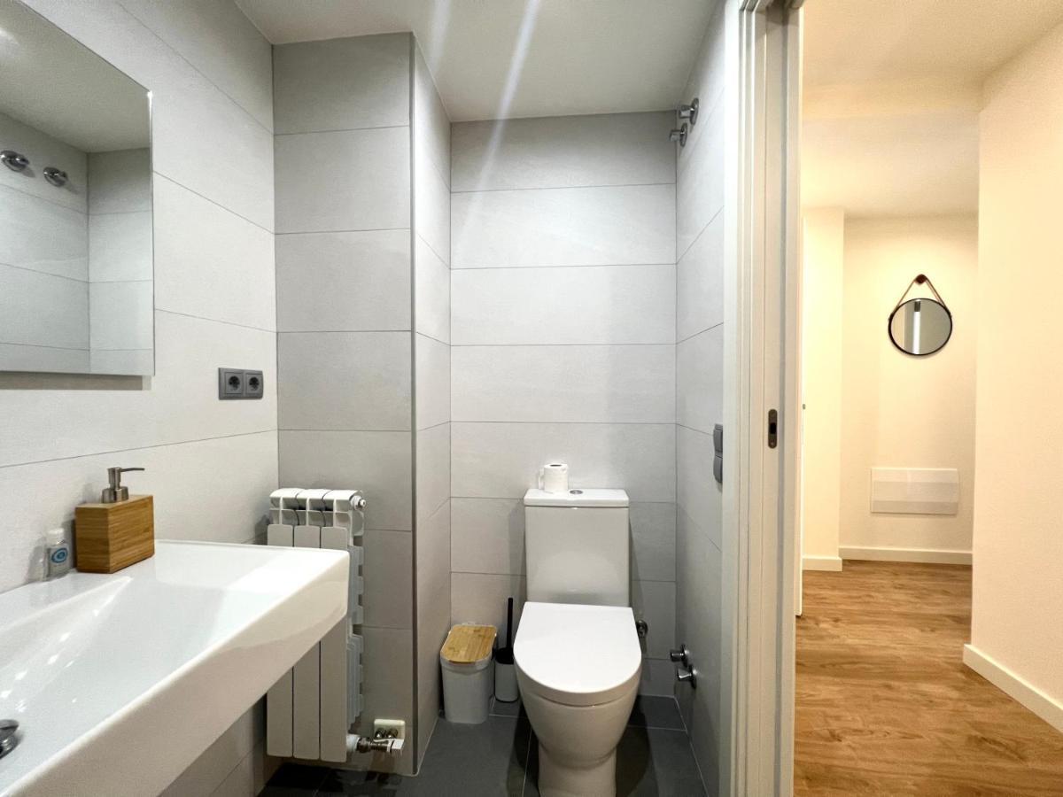 Espot Cowork & Apartments - L'Amfitriona Экстерьер фото